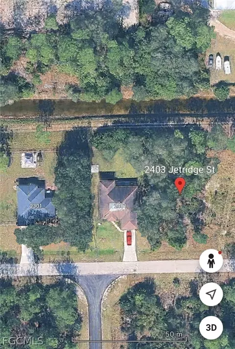 2403 Jetridge St, Alva, FL 33920