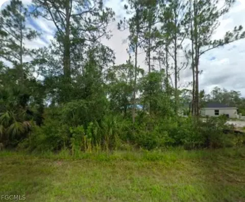 1956 Quintero Ln, Lehigh Acres, FL 33972