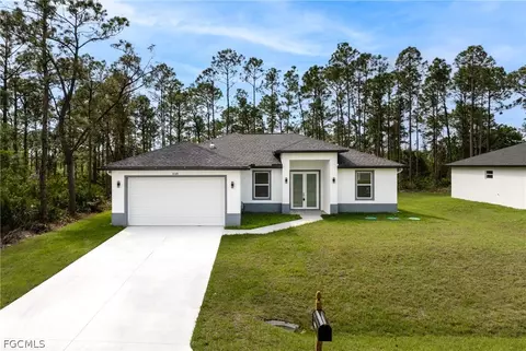 3111 40th St W, Lehigh Acres, FL 33971