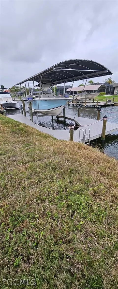 5021 SW 11th Ave, Cape Coral, FL 33914
