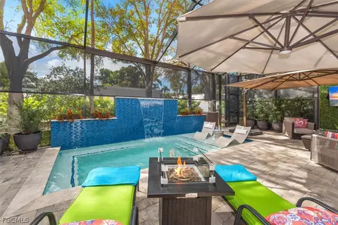 4870 W Boulevard Ct #21, Naples, FL 34103