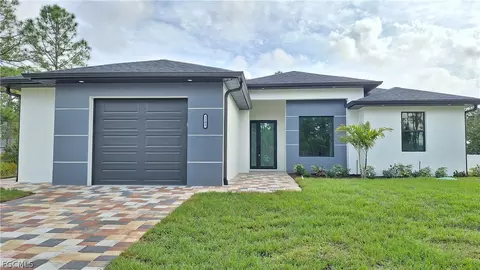 3205 34th St W, Lehigh Acres, FL 33971