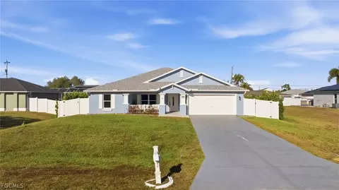 1112 SW 9th Ct, Cape Coral, FL 33991