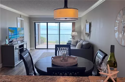 4510 N Key Dr #102, North Fort Myers, FL 33903
