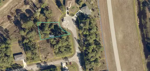 8004 Royal Ct, Labelle, FL 33935