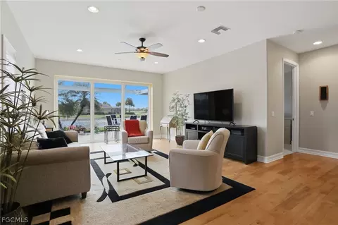 10537 Diamante Way, Fort Myers, FL 33913