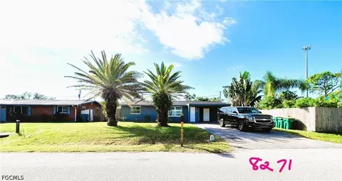 8271 Pelican Rd, Englewood, FL 34224