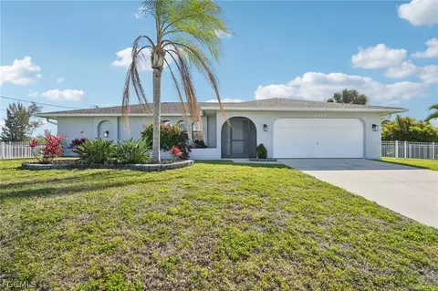 2129 SW 5th Pl, Cape Coral, FL 33991