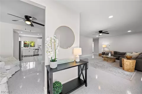 887 Casa Ybel Rd, Sanibel, FL 33957