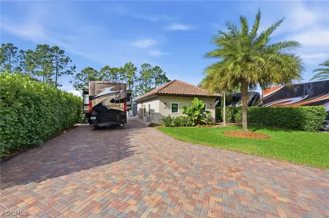 13803 Golden Palms Cir, Fort Myers, FL 33913