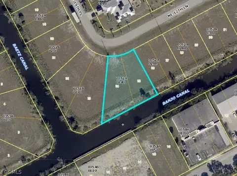 1902 NE 12th Ln, Cape Coral, FL 33909