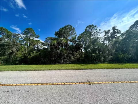 717 Biscayne Dr, Port Charlotte, FL 33953