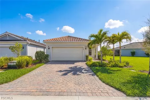 7028 Chapel Creek Ln, North Fort Myers, FL 33917