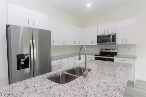 2009 Inglewood Cir, Labelle, FL 33935
