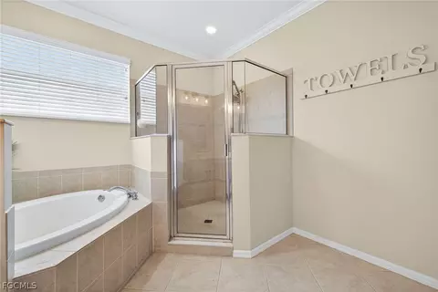 Bath - 20468 Larino Loop, Estero, FL 33928 photo 3 of 5