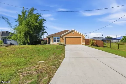 403 Muriel St, Lehigh Acres, FL 33972