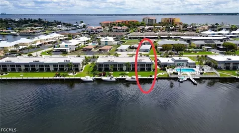 4016 SE 19th Ave #101, Cape Coral, FL 33904