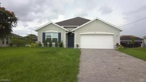 171 Patio St, Lehigh Acres, FL 33974