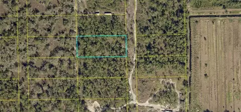 5911 Stewart Ln, Labelle, FL 33935