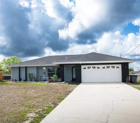 3729 13th St W, Lehigh Acres, FL 33971