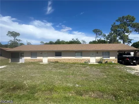20352037 Eloise Cir, North Fort Myers, FL 33917