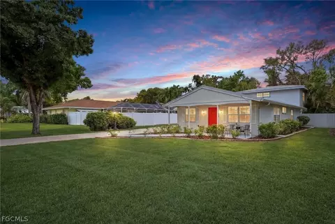 2924 Gladiola St, Fort Myers, FL 33901