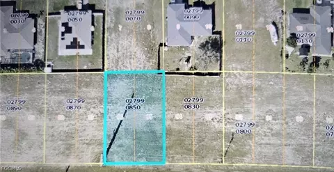 225 Kismet Pkwy W, Cape Coral, FL 33993
