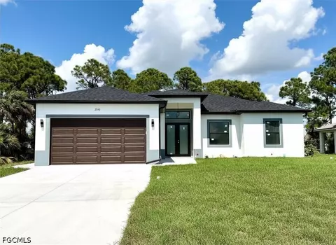 2910 19th St SW, Lehigh Acres, FL 33976