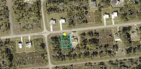 671 Windermere Dr, Lehigh Acres, FL 33972