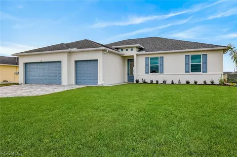 304 NW 21st Ter, Cape Coral, FL 33993