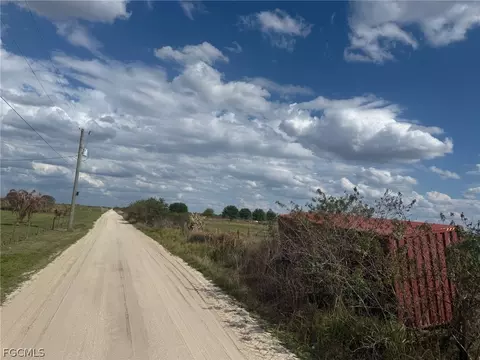 5355 3rd Rd, Labelle, FL 33935 photo 2