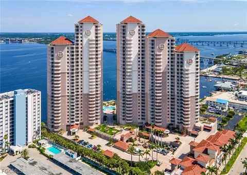 2104 W First St #2804, Fort Myers, FL 33901