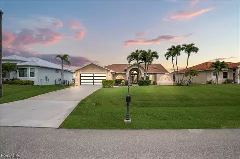 2909 SW 38th Ter, Cape Coral, FL 33914