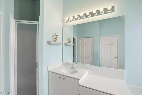Bath - 20091 Ballylee Ct, Estero, FL 33928 photo 2 of 6