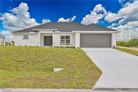 2125 NE 5th Pl, Cape Coral, FL 33909