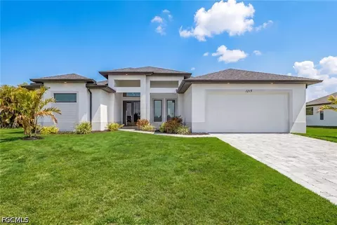 1215 SW 21st Ave, Cape Coral, FL 33991