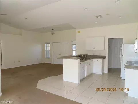 Living - 4553 Springview, Labelle, FL 33935 photo 2 of 4