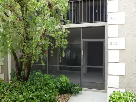 16290 Kelly Cove Dr #253, Fort Myers, FL 33908
