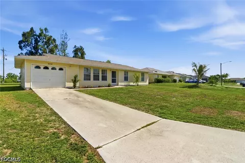 2115 NE 25th St, Cape Coral, FL 33909