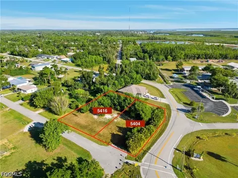 5404 Avenue D, Bokeelia, FL 33922