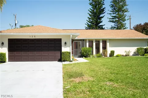 125 Sebring Cir, Lehigh Acres, FL 33936