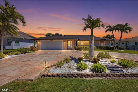 3517 SE 19th Ave, Cape Coral, FL 33904