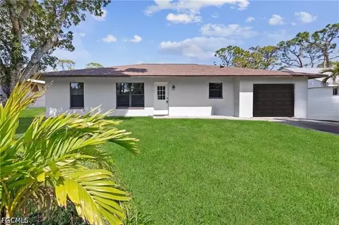 3680 Gasparilla St, Saint James City, FL 33956