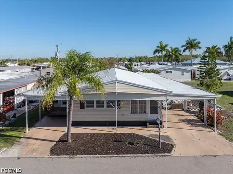 3373 Rainbow Ln, North Fort Myers, FL 33903