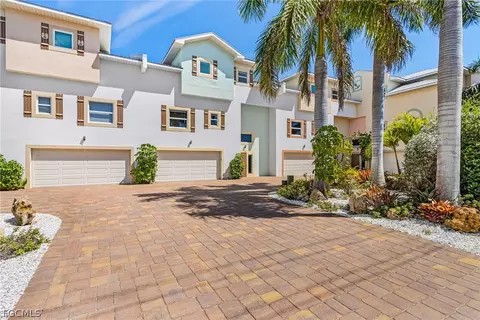 3100 Stringfellow Rd #4, Saint James City, FL 33956