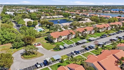 7774 Jewel Ln #103, Naples, FL 34109