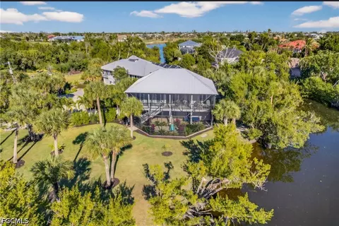 1637 Sabal Sands Rd, Sanibel, FL 33957