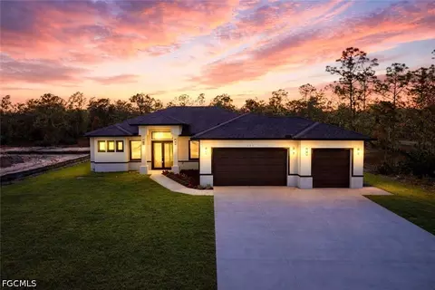 121 Moore Ave, Lehigh Acres, FL 33936