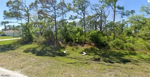3253 Gillot Blvd, Port Charlotte, FL 33981