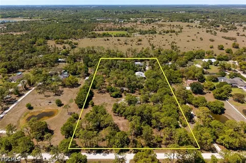 18551 Lynn Rd, North Fort Myers, FL 33917